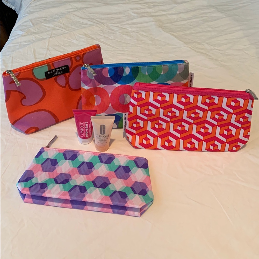 New Clinique Cosmetics Bags Set Of 4 With Samples